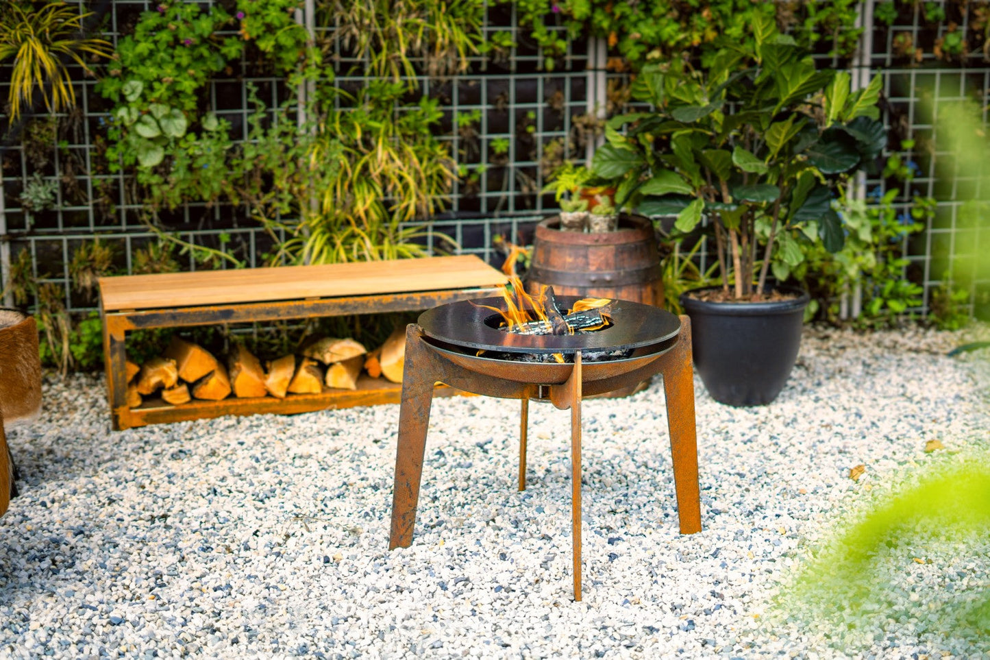 Adezz Cosa Fire Pit and Plancha Grill | Corten Steel