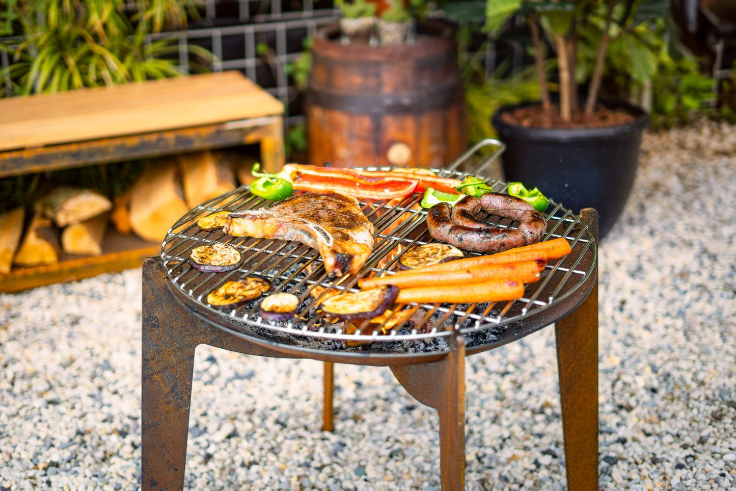 Adezz Cosa Fire Pit and Plancha Grill | Corten Steel