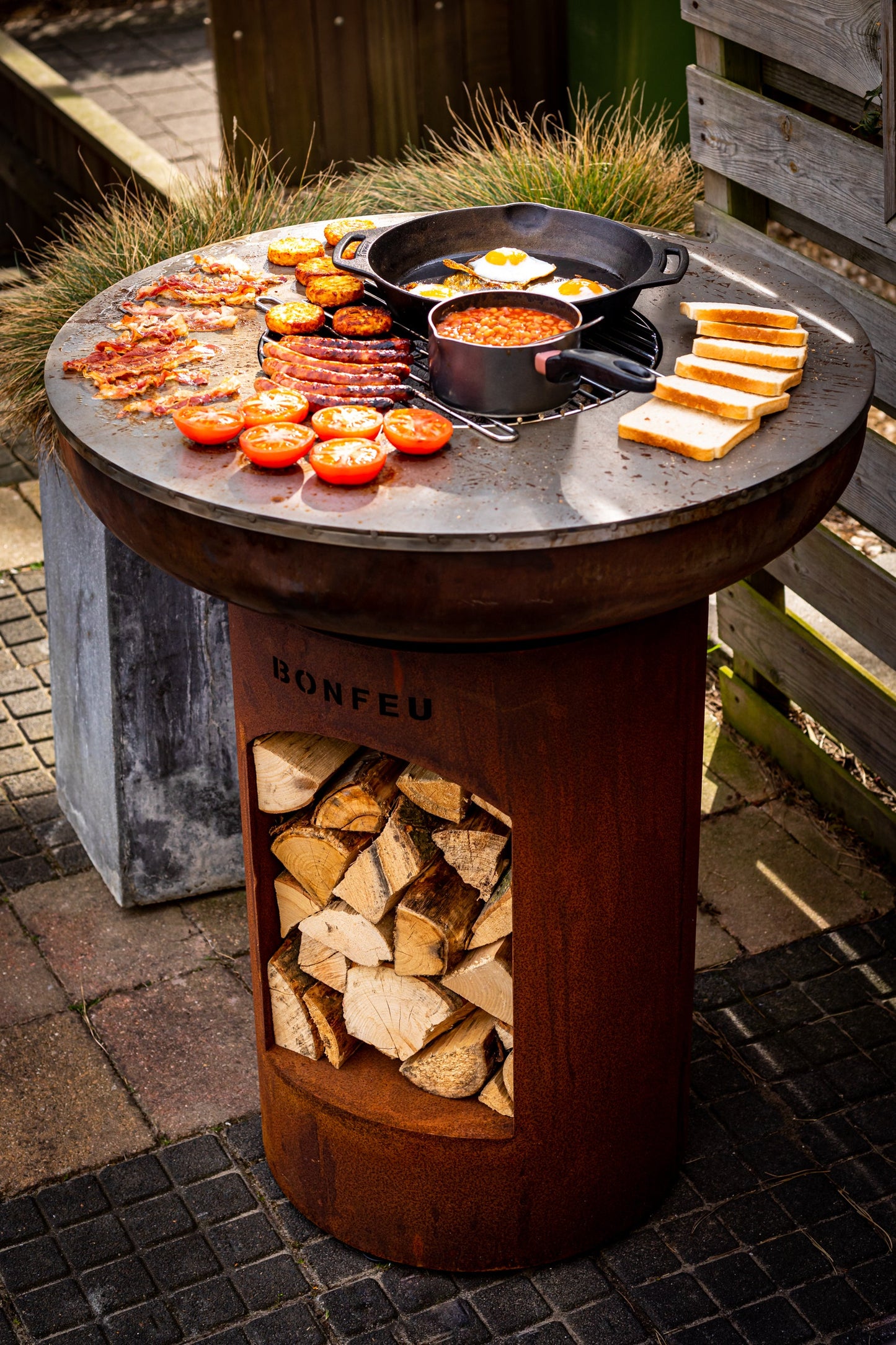 BonFeu Biza Open Outdoor Firepit & Plancha Grill