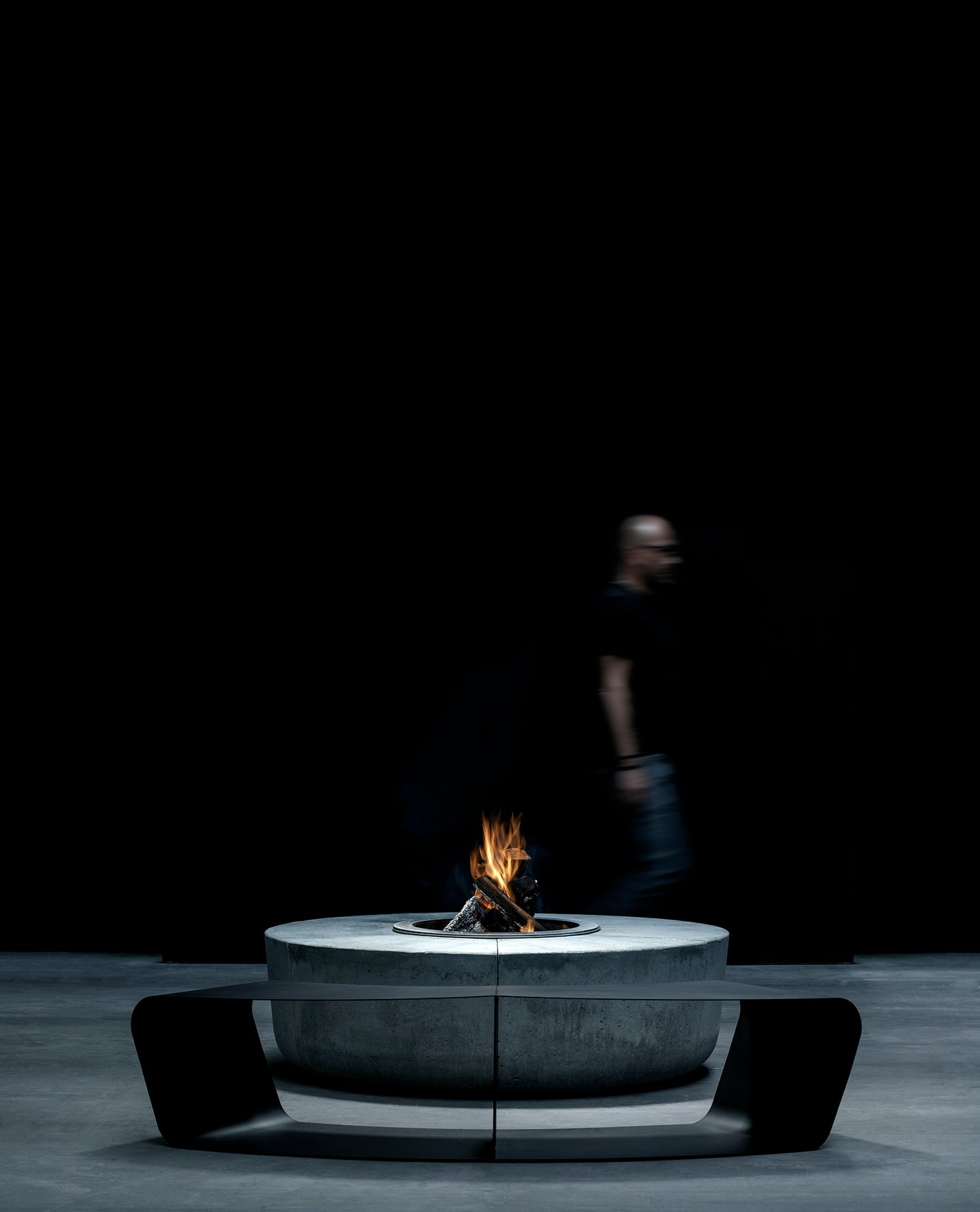 Glamm Fire Zarzuela | Cement Firepit | Firewood or Bioethanol