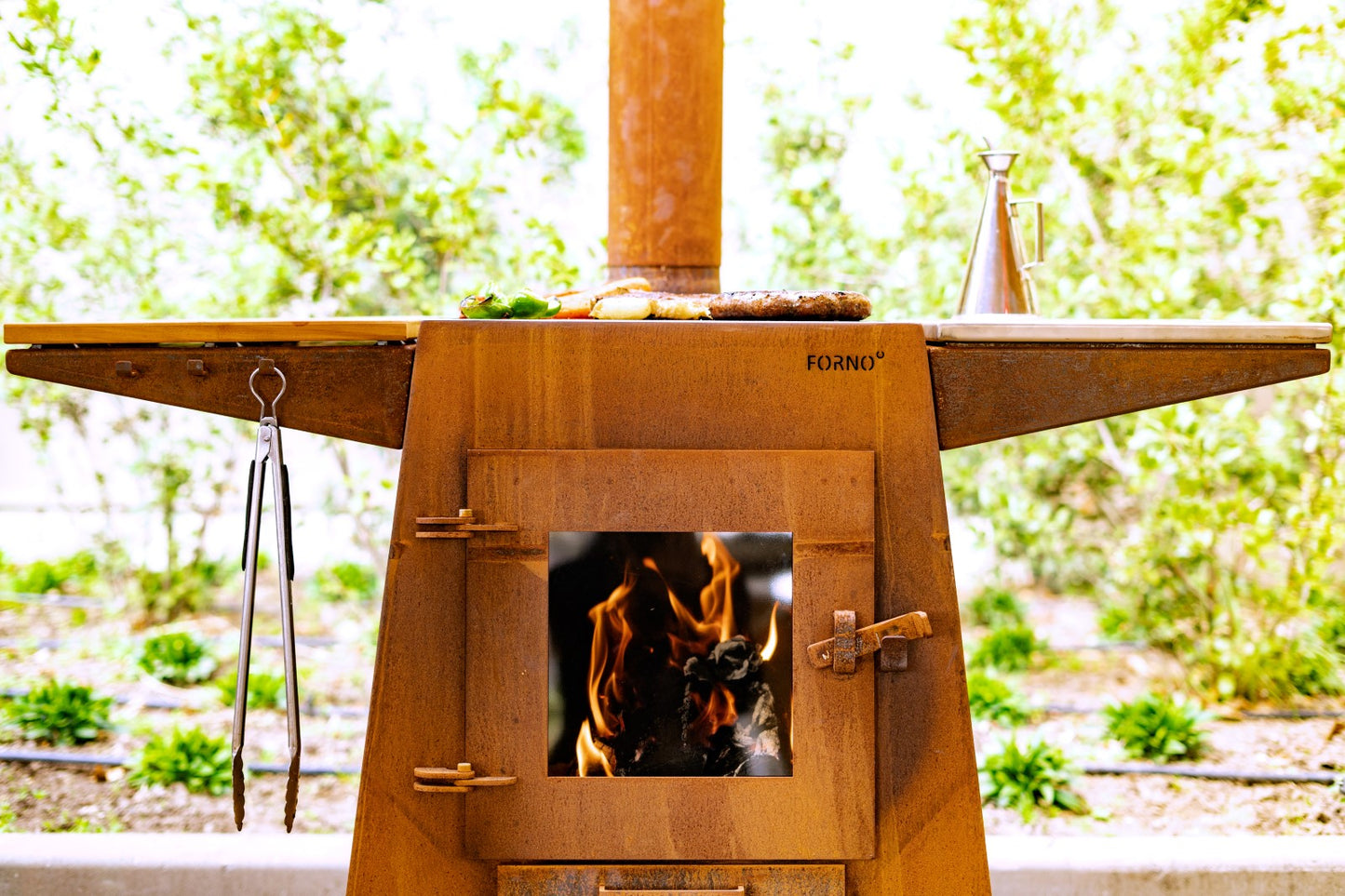 Adezz Damm Outdoor Fireplace & Plancha Grill | Corten Steel