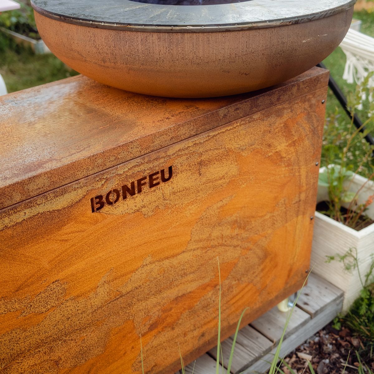 BonFeu BonBiza Island | Outdoor Firepit & Plancha Grill Station