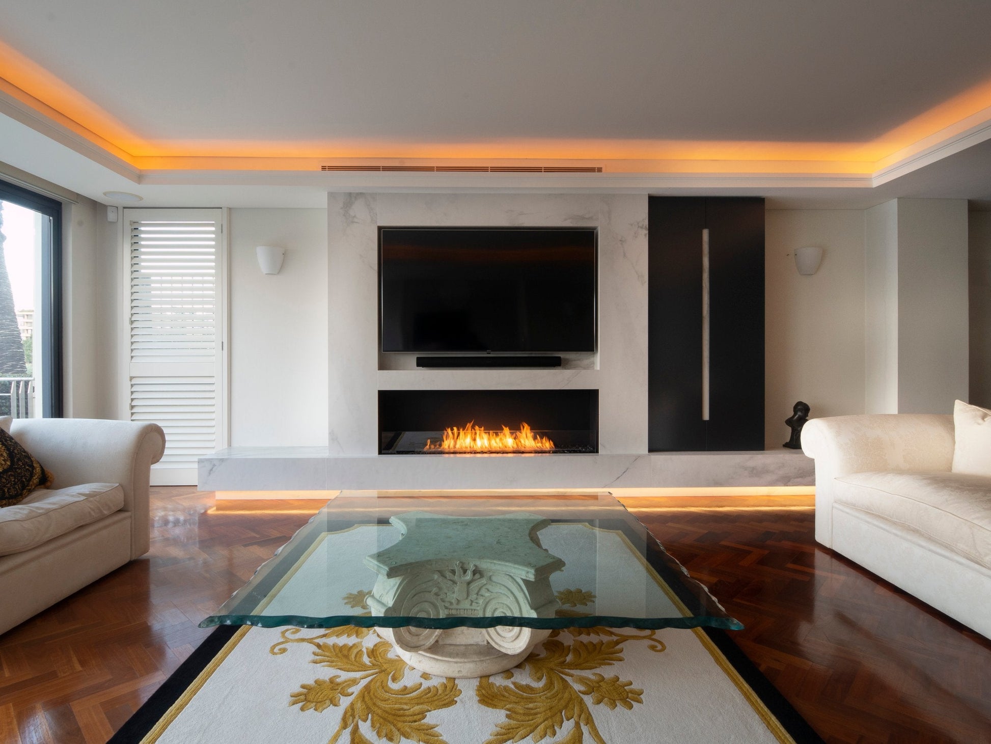 EcoSmart Fire Flex 68SS Fireplace Insert lifestyle