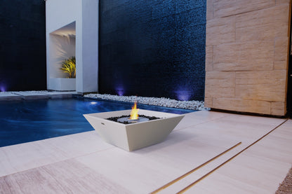 EcoSmart Fire Nova 600 Fire Pit Bowl lifestyle
