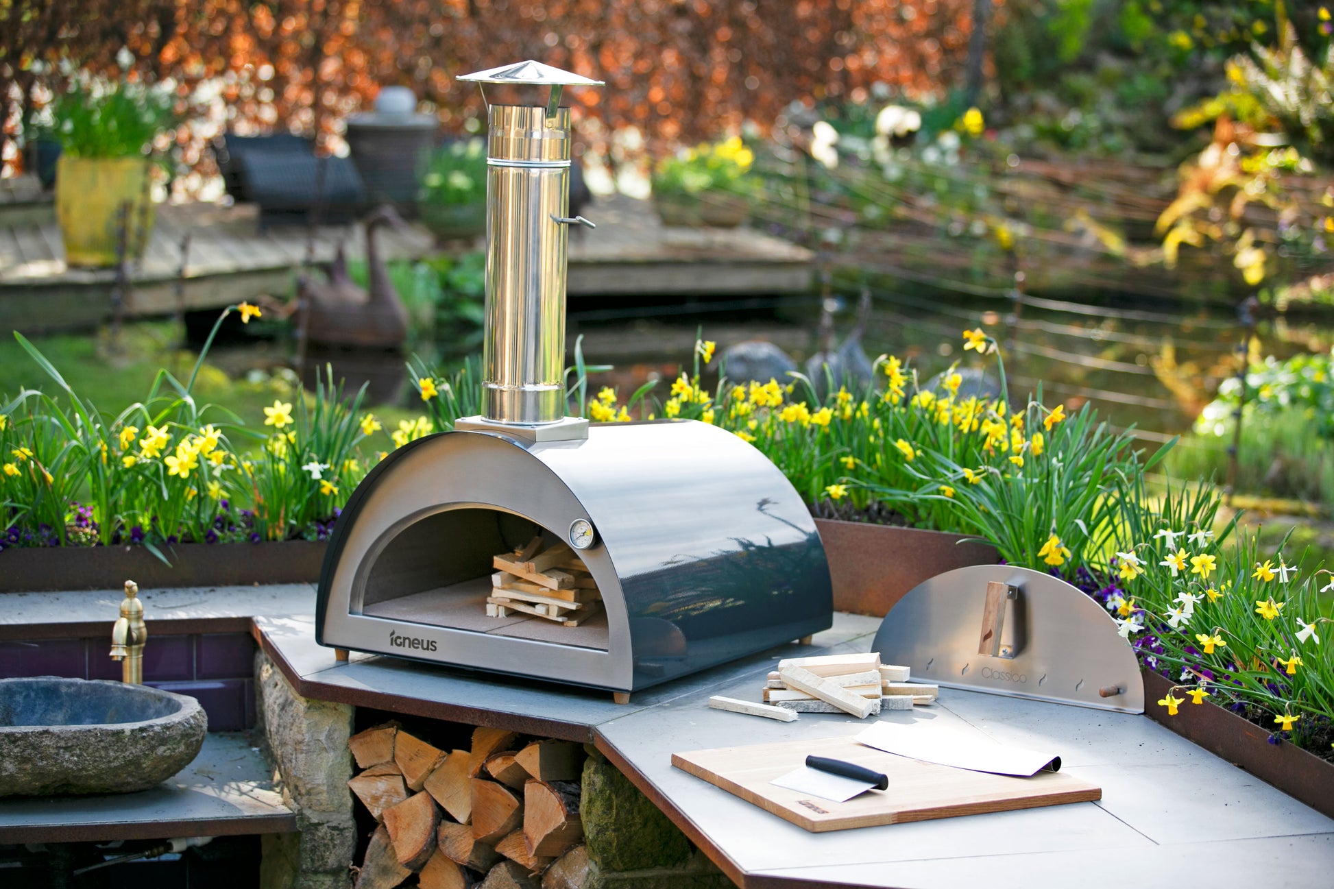 Igneus Classico Wood Fired Pizza Oven | Pro Accessory Bundle