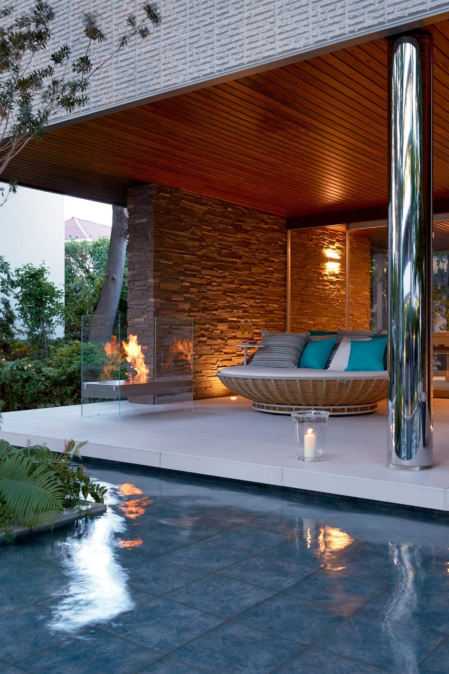 EcoSmart Fire Igloo Designer Fireplace