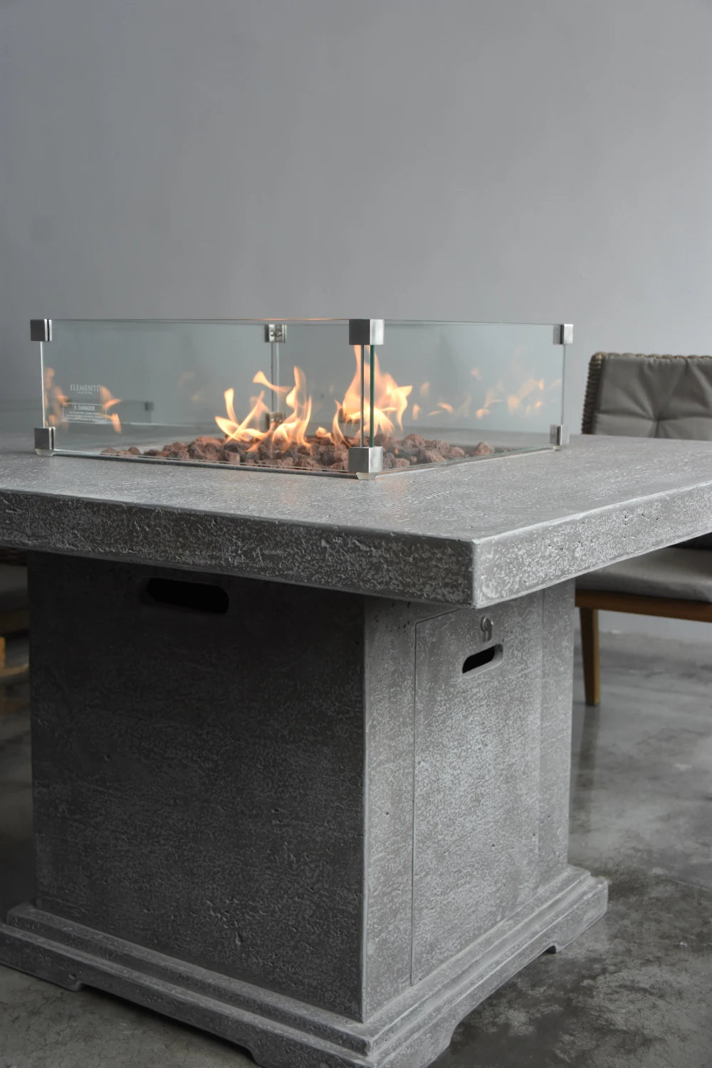 Elementi Birmingham Gas Fire Pit Dining Table | Light Grey